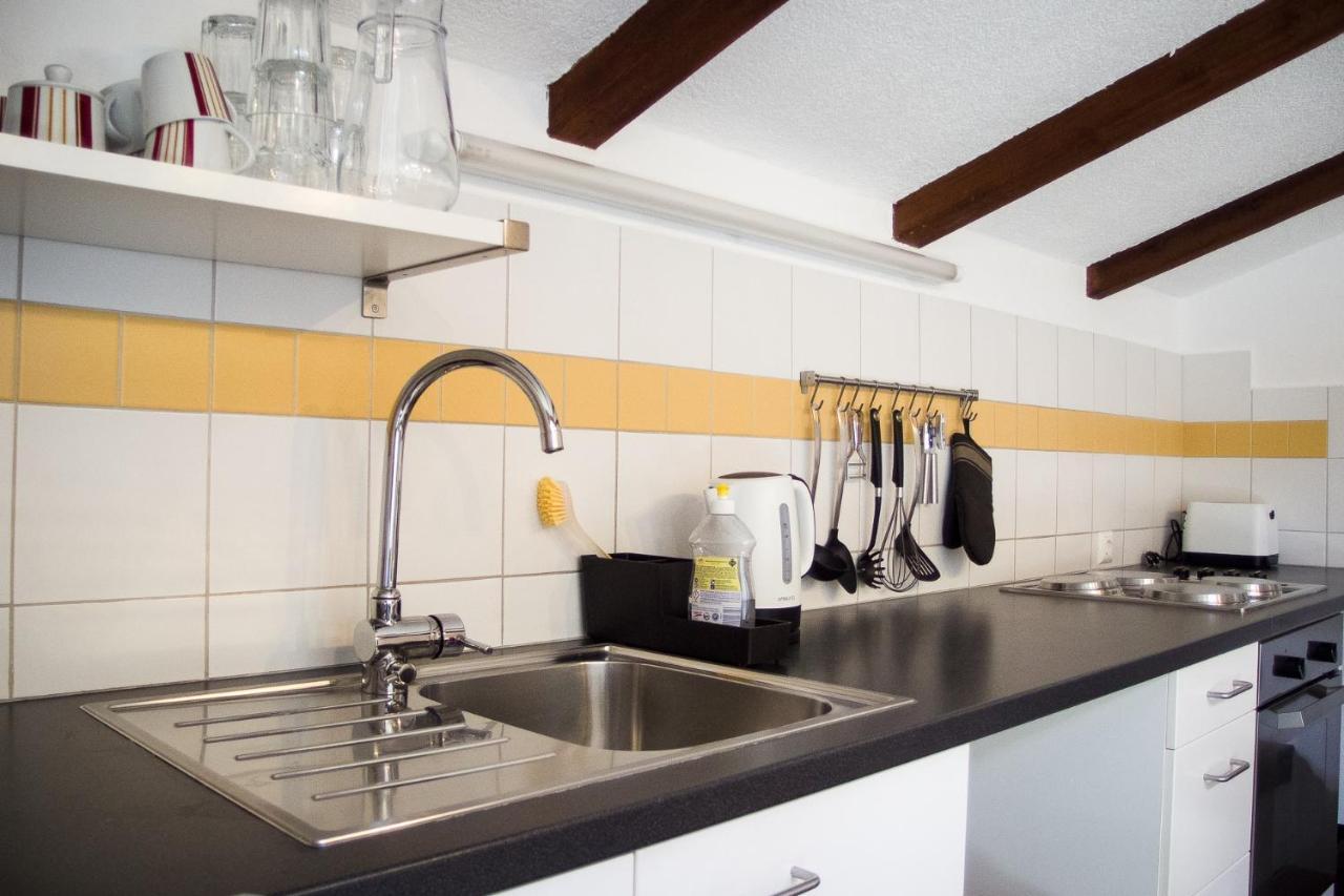 Riverside Apartment 塔兰兹 外观 照片
